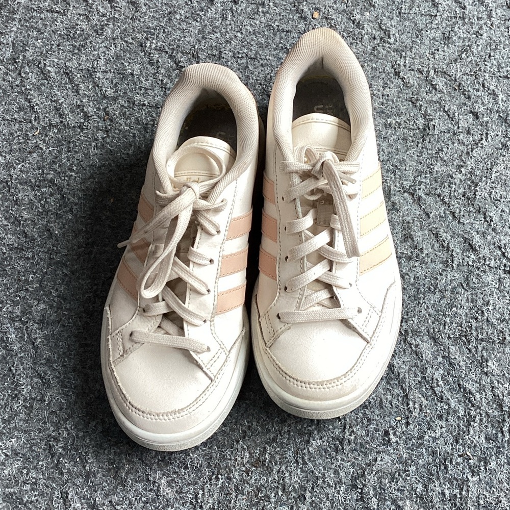 Adidas off white and peach sneaker